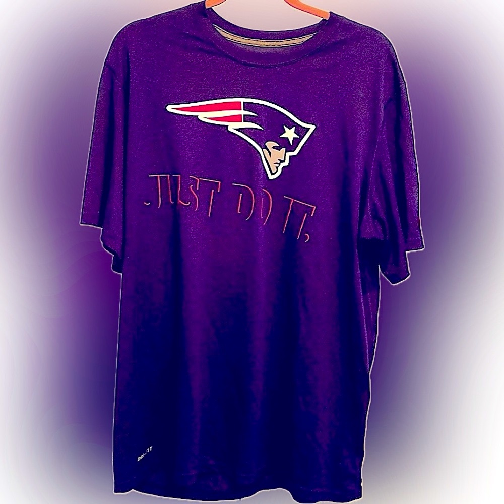 NFL JUST DO IT PATRIOTS TEE SHIRT